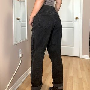 70’s - 80’s Vintage Orange Tab Black Levi’s Cropped